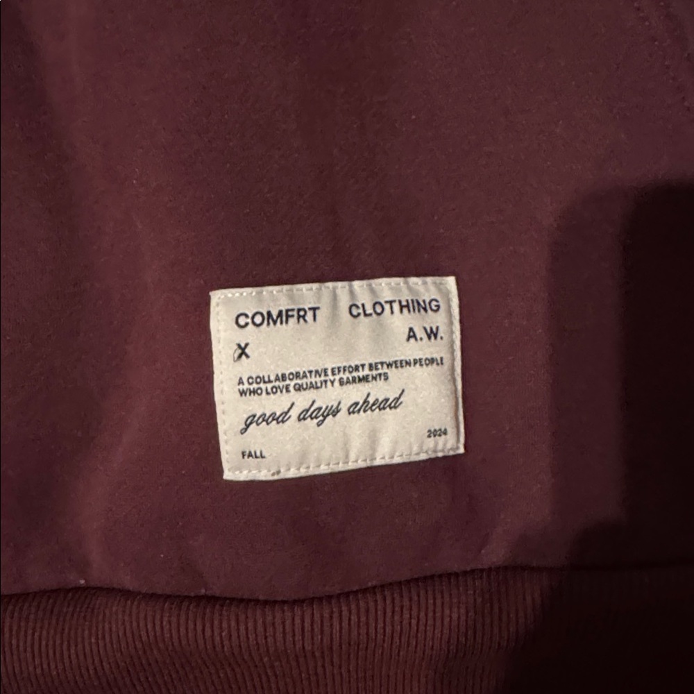 Comfrt Affirmation Collection hoodie size 2XL in deep maroon - Picture 2 of 5